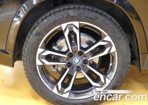 BMW iX1 xDrive 30 M Sport 2025 года из Южной Кореи