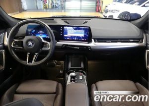 BMW iX1 xDrive 30 M Sport 2025 года из Южной Кореи