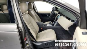 Land Rover Discovery Sport P250 SE 2023 года из Южной Кореи