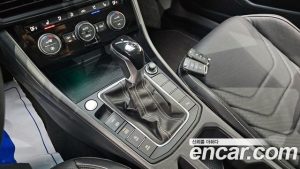 Volkswagen Jetta 1.5 TSI Premium 2023 года из Южной Кореи