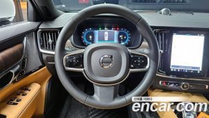 Volvo S90 B6 AWD ULTIMATE Bright 2023 года из Южной Кореи