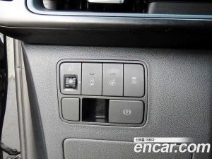 Hyundai Staria Tourer 11-Seater 2024 года из Южной Кореи