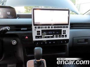 Hyundai Staria Tourer 11-Seater 2024 года из Южной Кореи