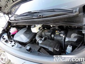 Hyundai Staria Tourer 11-Seater 2024 года из Южной Кореи