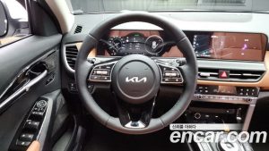 Kia Seltos Бензин 1.6 Turbo 2WD 2025 года из Южной Кореи