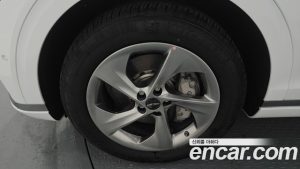 Genesis GV70 2.5T Бензин AWD 2025 года из Южной Кореи