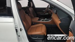 Genesis GV70 2.5T Бензин AWD 2025 года из Южной Кореи