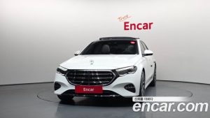 Mercedes-Benz E-Class E300 4MATIC Exclusive 2024 года из Южной Кореи