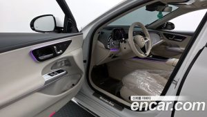 Mercedes-Benz E-Class E300 4MATIC Exclusive 2024 года из Южной Кореи