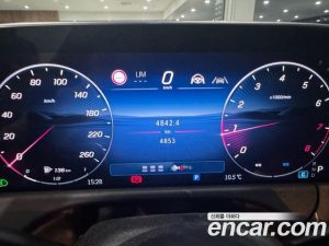 Mercedes-Benz E-Class E300 4MATIC Exclusive 2024 года из Южной Кореи