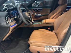 Mercedes-Benz E-Class E300 4MATIC Exclusive 2024 года из Южной Кореи