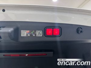 Mercedes-Benz E-Class E300 4MATIC Exclusive 2024 года из Южной Кореи