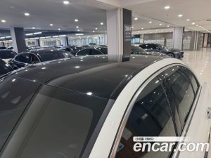 Mercedes-Benz E-Class E300 4MATIC Exclusive 2024 года из Южной Кореи