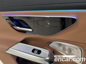 Mercedes-Benz E-Class E300 4MATIC Exclusive 2024 года из Южной Кореи