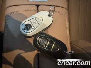 Mercedes-Benz E-Class E300 4MATIC Exclusive 2024 года из Южной Кореи