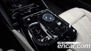 BMW 5-Series 520i M Sport 2024 года из Южной Кореи