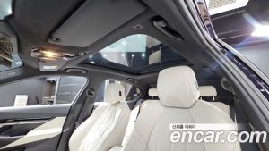 BMW 5-Series 520i M Sport 2024 года из Южной Кореи