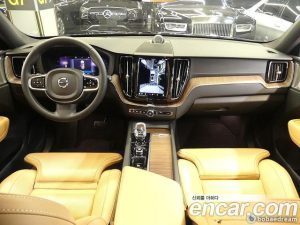 Volvo XC60 B5 Inscription 2023 года из Южной Кореи