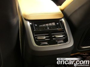 Volvo XC60 B5 Inscription 2023 года из Южной Кореи