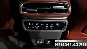 Genesis GV80 2.5T Бензин AWD 2024 года из Южной Кореи
