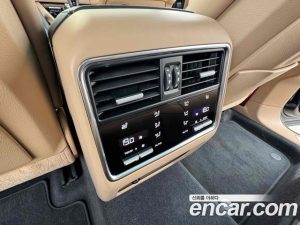 Porsche Cayenne 3.0 2023 года из Южной Кореи