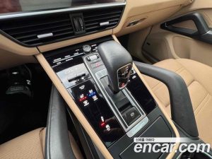 Porsche Cayenne 3.0 2023 года из Южной Кореи