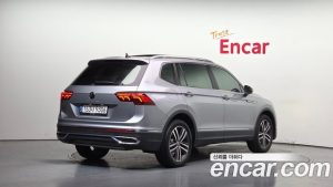 Volkswagen Tiguan 2.0 TSI Prestige 2023 года из Южной Кореи