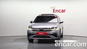 Volkswagen Tiguan 2.0 TSI Prestige 2023 года из Южной Кореи