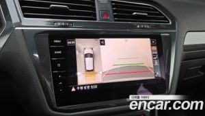 Volkswagen Tiguan 2.0 TSI Prestige 2023 года из Южной Кореи