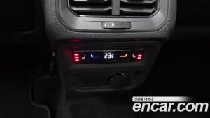 Volkswagen Tiguan 2.0 TSI Prestige 2023 года из Южной Кореи