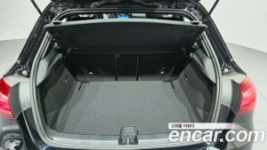 Mercedes-Benz A-Class A220 HATCHBACK 2025 года из Южной Кореи