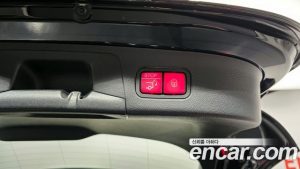 Mercedes-Benz GLA-Class GLA250 4MATIC 2025 года из Южной Кореи