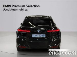BMW iX xDrive50 Sport Special Edition 2025 года из Южной Кореи