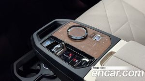 BMW iX xDrive50 Sport Special Edition 2025 года из Южной Кореи