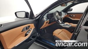 BMW 3-Series 320i M Sport 2024 года из Южной Кореи