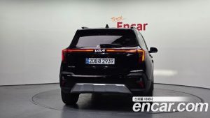 Kia Seltos Бензин 2.0 2WD 2024 года из Южной Кореи