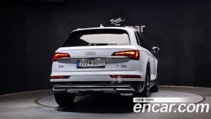 Audi Q5 45 TFSI 4WD 2023 года из Южной Кореи