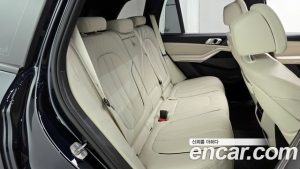 BMW X5 xDrive 40i M Sport 2025 года из Южной Кореи