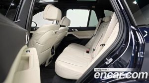BMW X5 xDrive 40i M Sport 2025 года из Южной Кореи