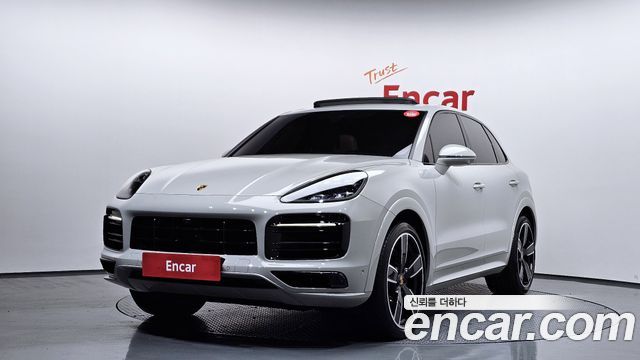 Porsche Cayenne 3.0 2023 года из Кореи