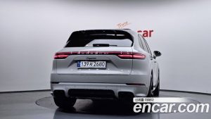 Porsche Cayenne 3.0 2023 года из Южной Кореи