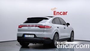Porsche Cayenne 3.0 Coupe 2022 года из Южной Кореи