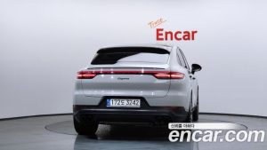 Porsche Cayenne 3.0 Coupe 2022 года из Южной Кореи