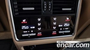 Porsche Cayenne 3.0 Coupe 2022 года из Южной Кореи