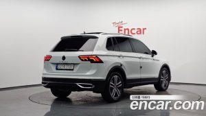 Volkswagen Tiguan 2.0 TDI Prestige 2023 года из Южной Кореи