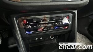 Volkswagen Tiguan 2.0 TDI Prestige 2023 года из Южной Кореи