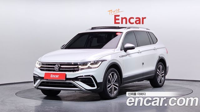 Volkswagen Tiguan 2.0 TSI Prestige 2024 года из Кореи