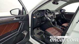 Volkswagen Tiguan 2.0 TSI Prestige 2024 года из Южной Кореи