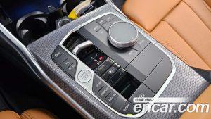 BMW 3-Series 320i M Sport 2025 года из Южной Кореи