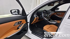 BMW 3-Series 320i M Sport 2025 года из Южной Кореи